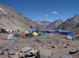 Rosa Fernández e Indalecio Blanco esperan coronar el Aconcagua este fin de semana