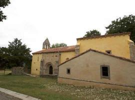 FORO:La \dejadez gubernamental\ acabará hundiendo el tejado de la iglesia de Abamia