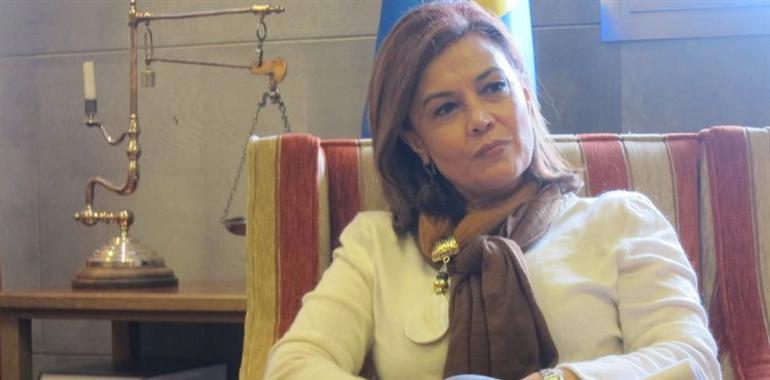 Esther Fernández García reclama el decreto de nueva oficina fiscal en Asturias