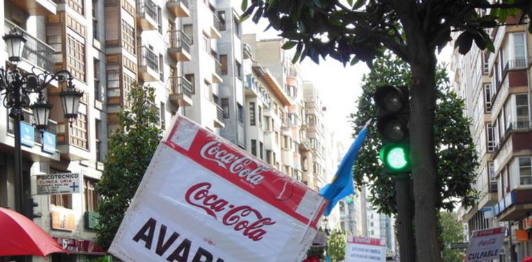 Los sindicatos de Coca-Cola exigen la retirada del ERE para seguir negociando