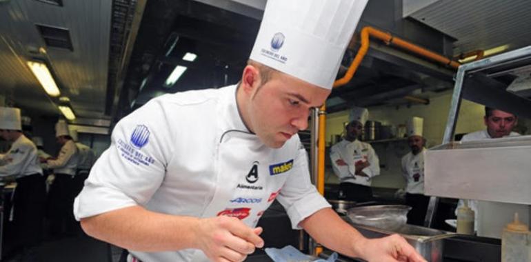 Asier Larrañaga se alza como vencedor de la 5ª semifinal del Concurso Cocinero del Año