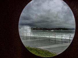 Alerta en Asturias por rachas de viento de entre 90 y 110 km/h con olas de 5 a 6 metros