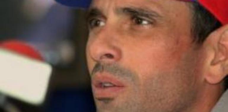 Capriles desafía al gobierno venezolano a probar intento de golpe