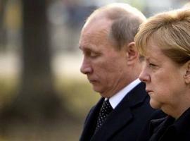 Merkel recuérda-y a Putin que’l referéndum de Crimea ye illegal