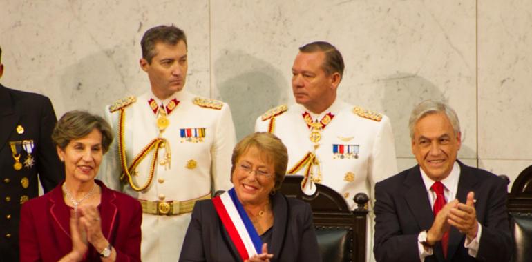 Bachelet asume en un emotivo acto la Presidencia de Todos