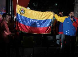 Maduro rechaza \"la dictadura universitaria\"