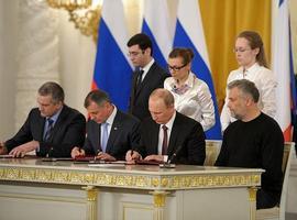 Putin firma el tratado de adhesión de Crimea y Sebastopol a Rusia  