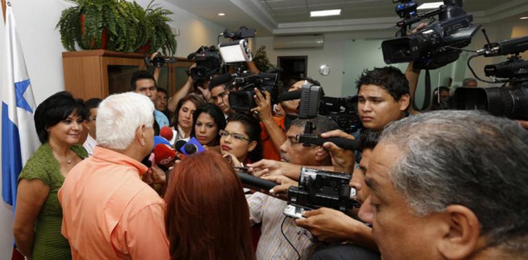 Martinelli pide a Maduro que libere al dirigente opositor Leopoldo López