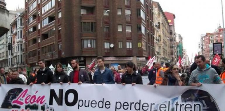 “Los leoneses se movilizan admirablemente porque sienten la necesidad del AVE Madrid-Asturias”