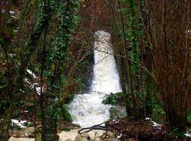 A la cascada del río Nonaya con Asturies ConBici