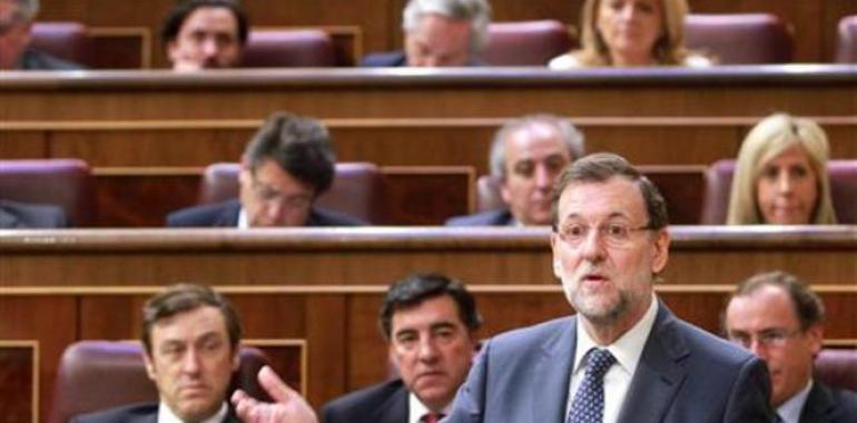 Rajoy asegura ta "sustancialmente dacuerdu" con Rubalcaba en materia europea