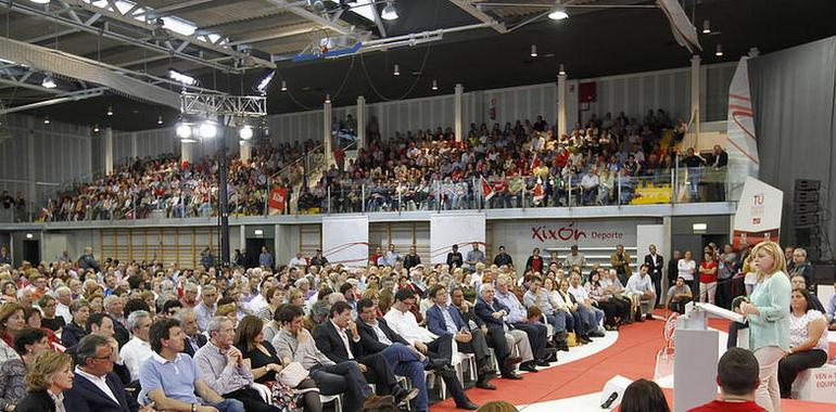 "En qué país viven Rajoy y Santamaría, que ven mucha alegría en las calles"