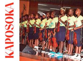 Concierto de Kaposoka, orquesta formada por 60 niños de Angola, en el Auditorio