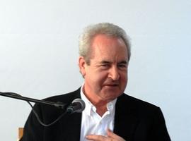 El ingenio y el humor negro del irlandés John Banville, Premio Príncipe de Asturias de las Letras