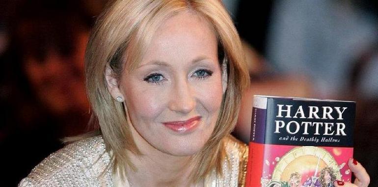 Crítiques a l’autora de Harry Potter por pidir el “non” nel referendum d’Escocia