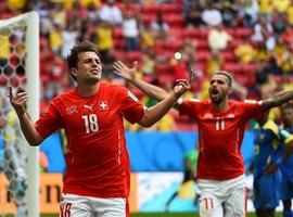 Mundial: Suiza suma los tres puntos ante Ecuador con un gol in extremis