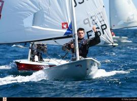 La Vela Ligera inicia la disputa de su Trofeo de Verano en la bahía de San Lorenzo 