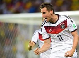 Alemania empata 2-2 con Ghana y Klose entra en la historia