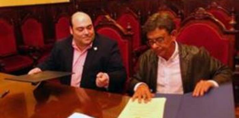 PP y IU firman la ampliación de las ayudas para comedor escolar en Oviedo