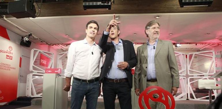 Los candidatos del PSOE prometen primaries abiertes en payares (Vídeo. castellano)