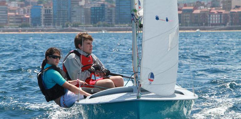 Segunda jornada del Trofeo de Verano de Vela Ligera RCAR