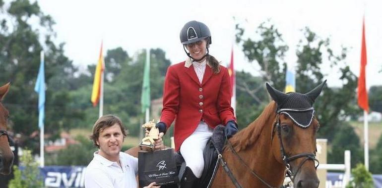 Paula Azofra, vencedora de la primera grande en el Villa de Avilés