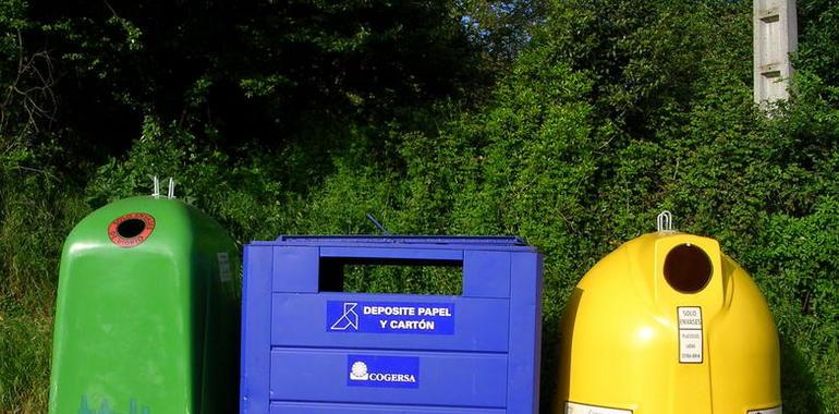 Gestores y estudiosos españoles debaten en Oviedo el futuro del reciclaje