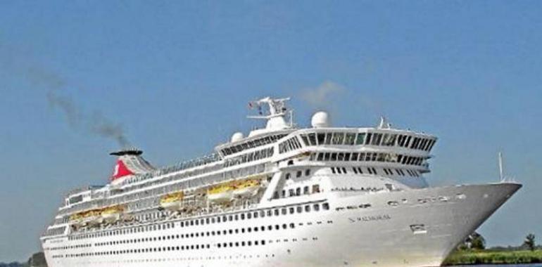 El crucero Balmoral hace escala el jueves en el puerto de Gijón