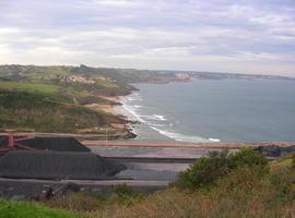 La consejería de Medio Ambiente descarta vertidos industriales en las playas de Salinas y San Juan