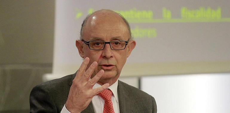 Asturias y Canarias repochan a Montoro que el Estado se beneficie de la mayor parte del déficit