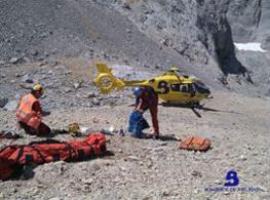 Herido un montañero cuando escalaba la arista entre Cabrones y Torrecerredo