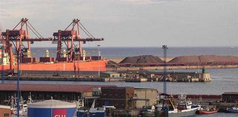 El tráfico del puerto de Gijón crece un 7,08% y en el de Avilés un 2,97%