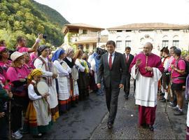 El #Arzobispo de #Oviedo espera poder presidir los actos en honor de la #Santina