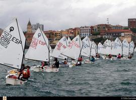 El sábado se disputa el III Trofeo Villa de Gijón de Vela Ligera 