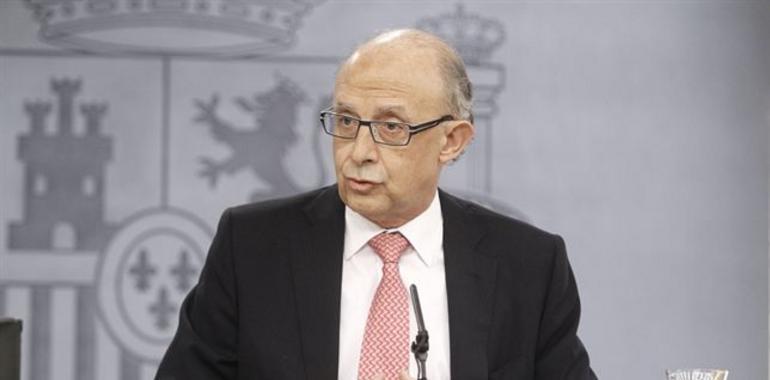 El PP pide a Montoro quacuda al Congresu a falar de fraude fiscal tres pidi-y cuentes pol casu Pujol