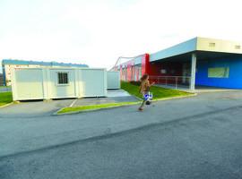 El contratista del colegio Ruiz-Tilve acusa al Principado de incumplir plazos y cuantías de la obra