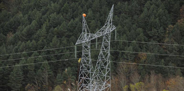 El cheque en blanco del Gobierno a las Eléctrica provoca subidas tarifarias descomunales