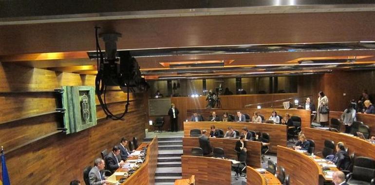 El parlamento asturiano destaca el "talento empresarial" de Isidoro Álvarez