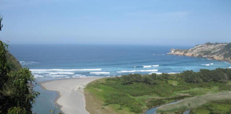 La Griega (Colunga) entre los pocos arenales asturianos cuya calidad del agua no es excelente