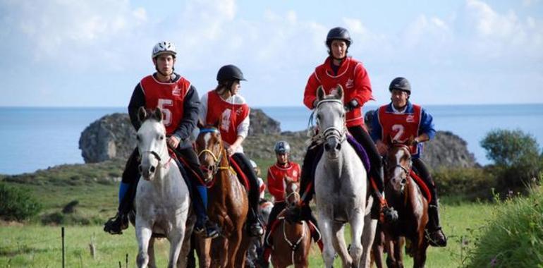 El Campeonato de Asturias Absoluto de Raid Hípico 2014 se disputa el domingo en Porrúa