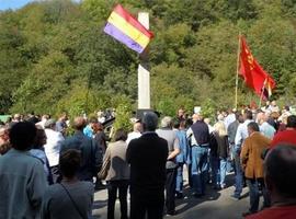 Homenaje ciudadano a los asesinados en el Pozu Fortuna