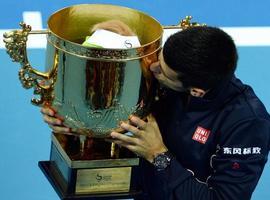 Djokovic y Sharapova ganan el Abierto de China de tenis  