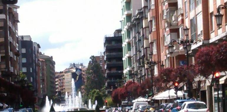 IU de Oviedo pide una comisión que controle el uso del espacio público en el centro