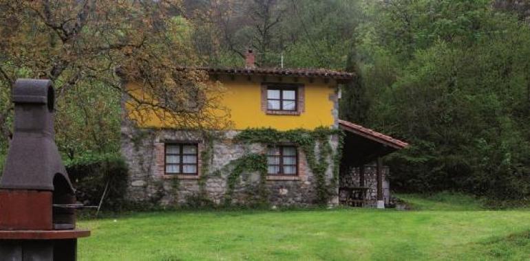 Los asturianos prefieren su tierra para el turismo rural, 12 puntos sobre la media nacional