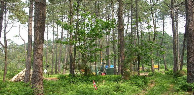 OroNo reúne más de 50.000 firmas contra la explotación de las minas en Salave