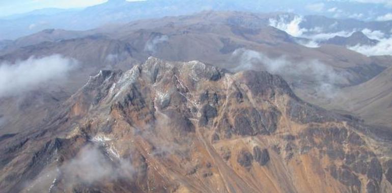 Alerta naranja en Ecuador por volcanes Chiles y Cerro Negro en la frontera con Colombia 