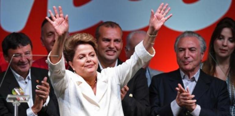 Mandatarios de América Latina, Rusia y EE.UU. felicitan a #Dilma #Rousseff por su reelección 