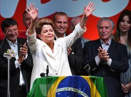 Mandatarios de América Latina, Rusia y EE.UU. felicitan a #Dilma #Rousseff por su reelección 