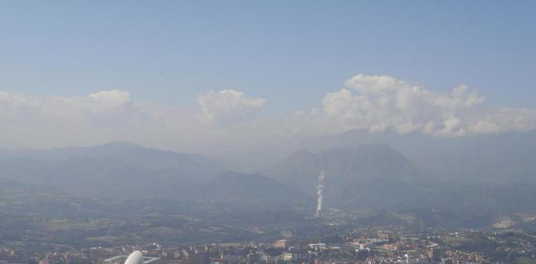 La lluvia no rebaja la contaminación en Oviedo, según los ecologistas