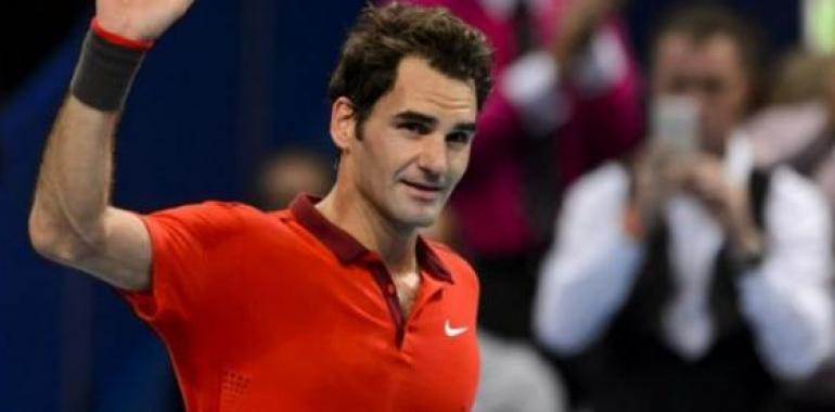 #Federer derrotó a Nishikori y está cerca de las semifinales de la ‘Masters Cup’  